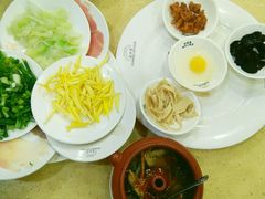 -桥香园云南过桥米线(金马碧鸡店)