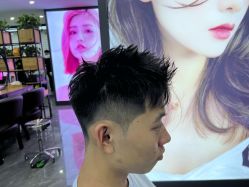 点击看大图 -藤野造型烫染·漂发