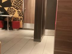 -麦当劳(汉口火车站候车室店)