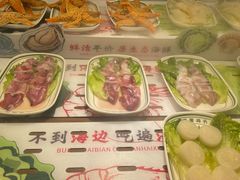 -四囍码头海鲜烧烤自助火锅(外滩南京东路悦荟广场店)