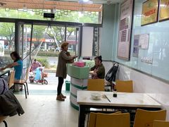-绿杨馄饨临顿路店