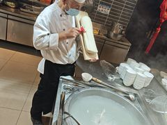 -南郊宾馆·风味自助餐厅·山东十六地市特色菜