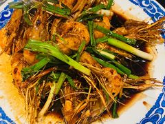 老头儿油爆河虾（招牌王）-老头儿油爆虾·1987杭州烟火味(湖滨银泰in77D区店)