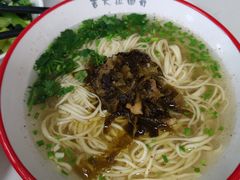 老坛酸菜面-吉林大学前卫南校区-湖畔餐厅