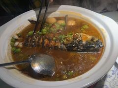 -卢大鲜鱼头捞饭(美利广场店)