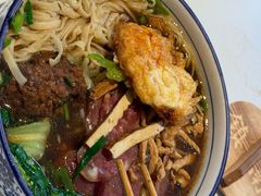 -镇南锅盖面馆(解放路店)