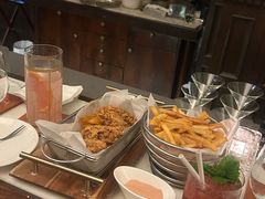 -LONG BAR 廊吧(外滩华尔道夫酒店)