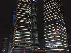 -陆家嘴空中步行连廊