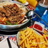 这家店连服务员都是韩国帅欧巴！我要一口一口吃掉你。