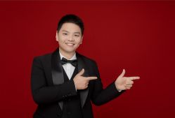 点击看大图 -挪娅婚纱摄影皇家会所
