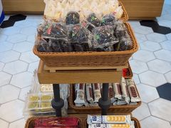 -牛朋牛奶棚(南昌路店)