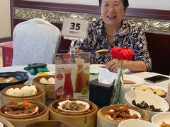 -万龙洲海鲜(大兴绿地缤纷城店)