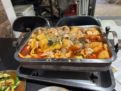 -后街佬·炭火鲜鱼杂(南城店)
