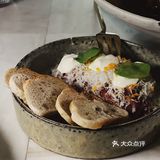 🔮有故事的晚餐无法给分数，唯有记录，纪念🍷