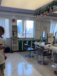 -镁连社·美联社