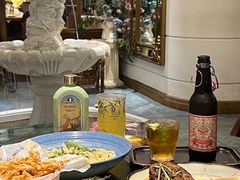 -秘密旅行Bonjour(黑金冠 江南西店)