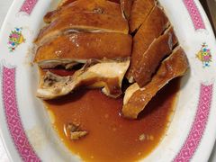 玫瑰豉油鸡（例）-东鑫记港式茶餐厅(南京东路店)
