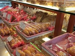 -红宝石·鲜奶小方·海派西点房(四平店)