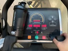 -LikingFit24小时健身•普拉提(张江店)