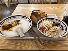 -正南齐北·老街糯米团(洪崖洞店)