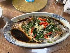 -芦茨金富饭庄·25年老字号·专做稻草鸡