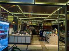-大中华希尔顿酒店-念自助餐·嗨啤·小龙虾
