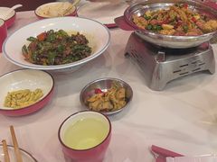 -湖南码头·地道岳阳美食·湘菜(魏公村店)