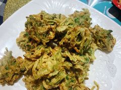 香炸萝卜丝丸子-燕青小馆(东园大厦店)