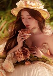 -至臻微拉婚纱摄影