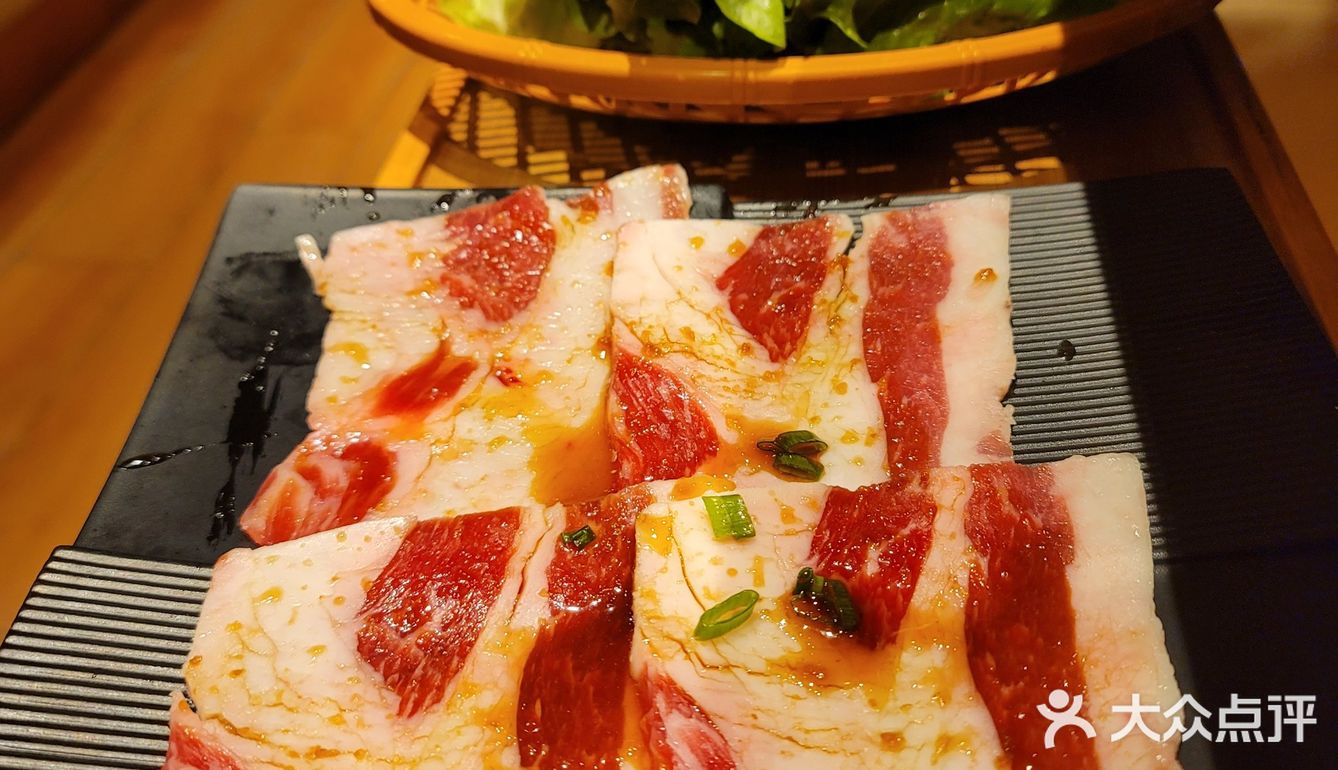 华强北人均不到100的烤肉[拔草][牛排][牛排][牛排][牛排]