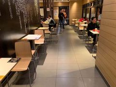 大堂-麦当劳(江湾镇店)