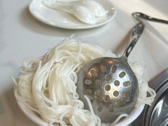 -菌海森林·非遗野生菌火锅(西山区滇池路摩根道店)