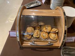 面包-和润艺术酒店-自助早餐厅