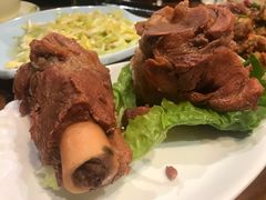-雪乡阁东北农家菜(颛桥约好休闲街店)