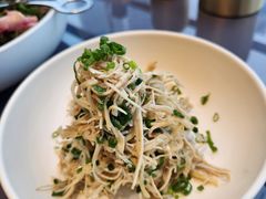 香葱拌笋衣-小大董·烤鸭(观景餐厅·南京西路店)