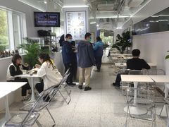 -TRIPS BURGER(大钟寺店)