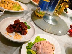 -品悦酒店(三林古镇店)
