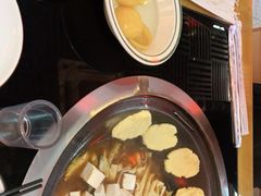 -炖四方东北铁锅炖·烧烤小龙虾(中豪国际店)