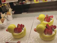-花花卷卷·鲜食蛋糕(泉屋店)