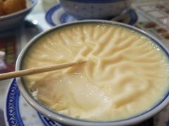 -广信牛奶甜品世家(台东店)