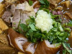 卤煮火烧-门框胡同百年卤煮(新街口店)