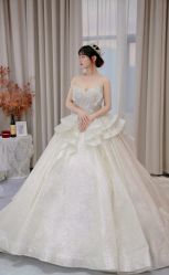 -LOVE SHINE婚纱·红鼎庄龙凤褂·妈妈装定制