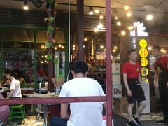门面-钢管厂歆瑞源油卤串串香(春熙路太古里店)
