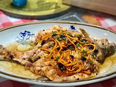 豉汁蒸鲫鱼骨-龙桥私厨·姜花菊花过桥鱼·顺德菜(容桂店)