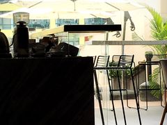 -UNI UNI(环亚凯瑟琳店)