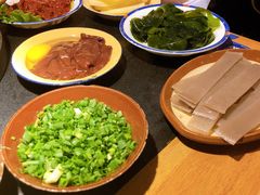 -王婆乔鲜鱼自助火锅(蜀汉路店)