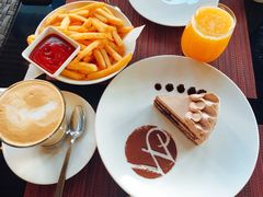 -WOLFGANG PUCK KITCHEN & BAR(迪士尼小镇店)