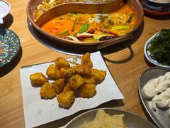 -洱火云南酸菜牛肉火锅(石景山当代商城店)