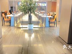 -珠海棕泉酒店(拱北口岸高铁站店)
