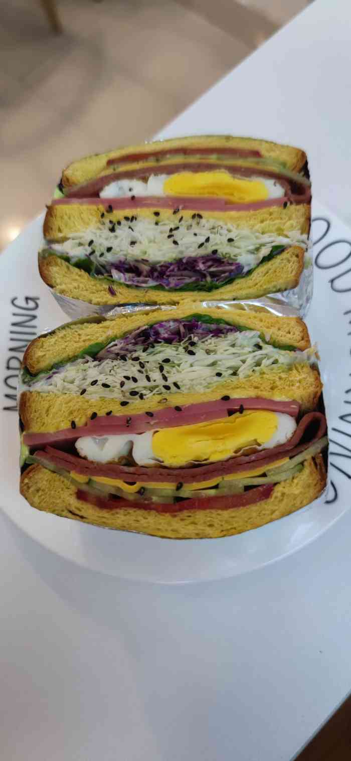 尹可时光mr.三明治-"店铺就在家附近,刚刚抢到了团购,立马到店.